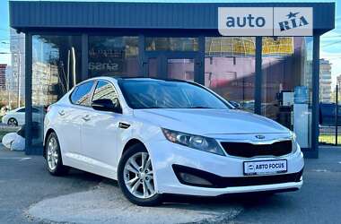 Седан Kia Optima 2012 в Киеве