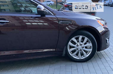 Седан Kia Optima 2015 в 