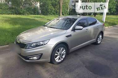 Седан Kia Optima 2012 в Харкові