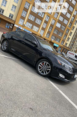 Седан Kia Optima 2013 в Софіївській Борщагівці