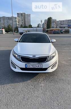 Седан Kia Optima 2014 в Харькове