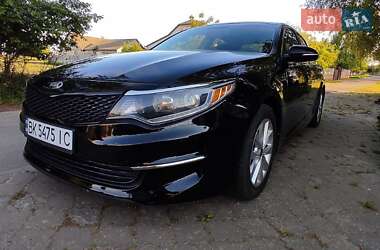 Седан Kia Optima 2016 в Ровно