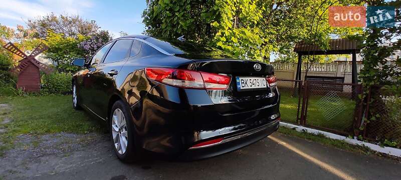 Седан Kia Optima 2016 в Ровно