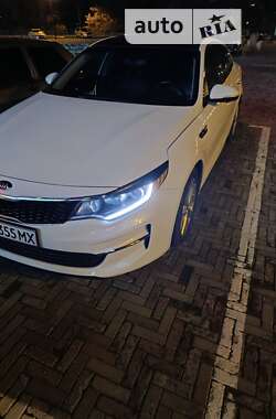 Седан Kia Optima 2016 в Харькове