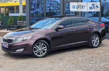 Седан Kia Optima 2012 в Киеве