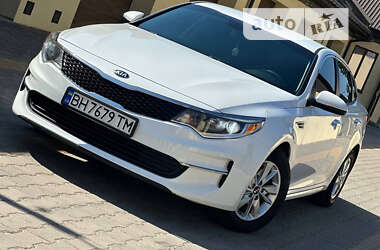 Седан Kia Optima 2016 в Ізмаїлі