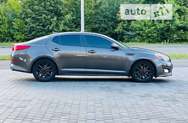 Седан Kia Optima 2013 в Полтаве