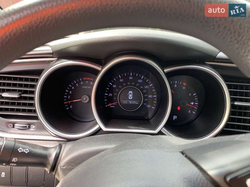 Седан Kia Optima 2015 в Звенигородке