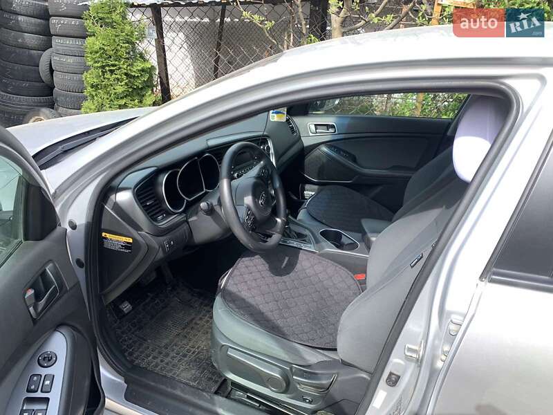 Седан Kia Optima 2015 в Звенигородці