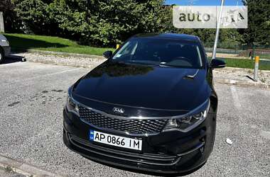 Седан Kia Optima 2016 в Киеве