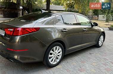 Седан Kia Optima 2013 в Днепре