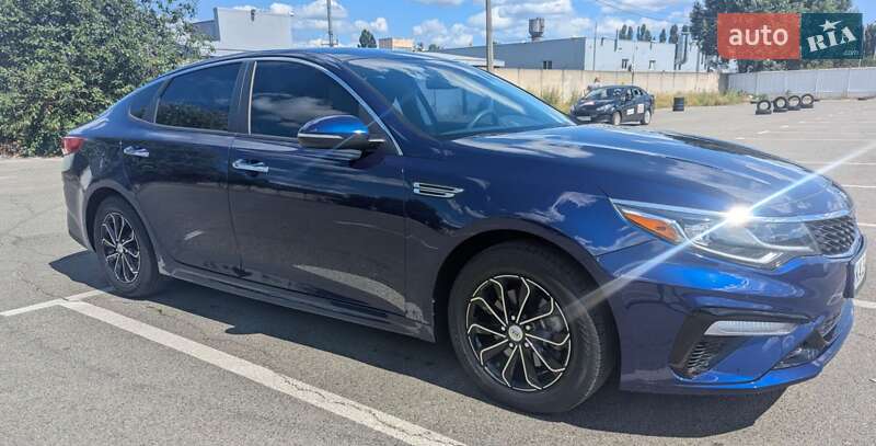 Седан Kia Optima 2019 в Киеве фото 10 Седан Kia Optima 2019 в Киеве