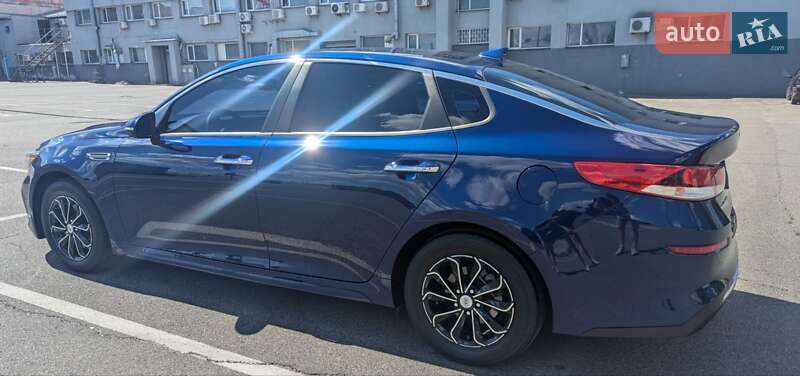 Седан Kia Optima 2019 в Киеве фото 7 Седан Kia Optima 2019 в Киеве