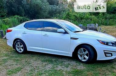 Седан Kia Optima 2014 в Мироновке