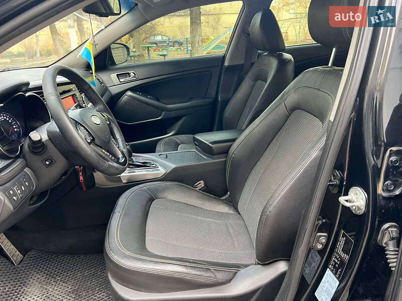 Седан Kia Optima 2011 в Вознесенську