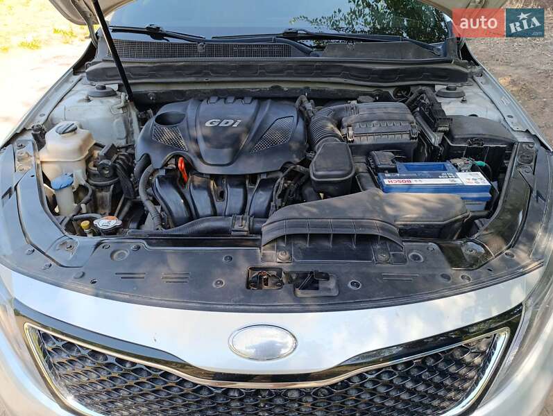 Седан Kia Optima 2014 в Миколаєві