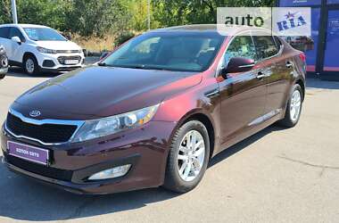 Седан Kia Optima 2011 в Днепре