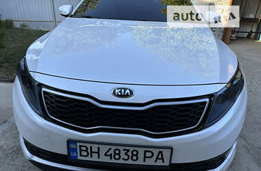 Седан Kia Optima 2013 в Роздільній