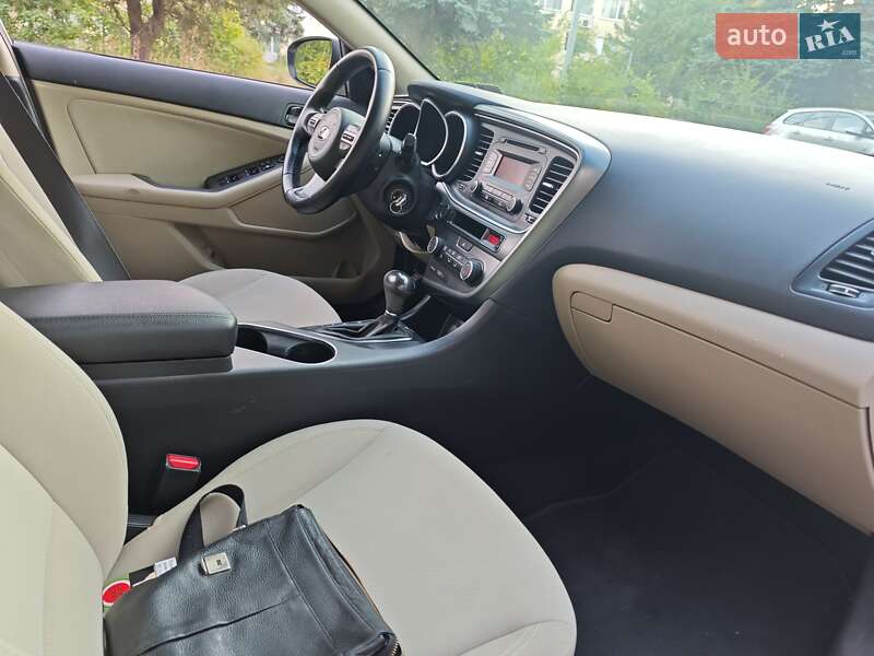 Седан Kia Optima 2014 в Луцьку