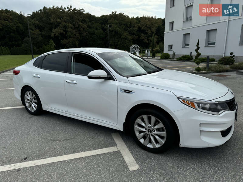 Седан Kia Optima 2015 в Киеве