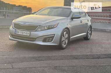 Седан Kia Optima 2014 в Петропавловской Борщаговке