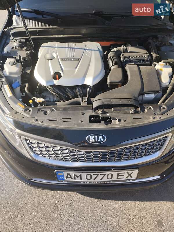 Седан Kia Optima 2014 в Житомире