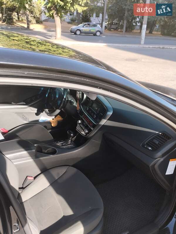 Седан Kia Optima 2014 в Житомире