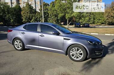 Седан Kia Optima 2012 в Днепре