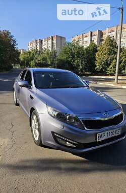 Седан Kia Optima 2012 в Днепре