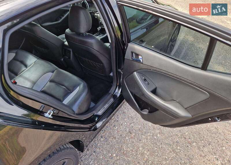 Седан Kia Optima 2012 в Івано-Франково фото 18 Седан Kia Optima 2012 в Івано-Франково