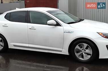 Седан Kia Optima 2015 в Киеве