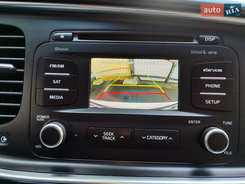 Седан Kia Optima 2015 в Киеве