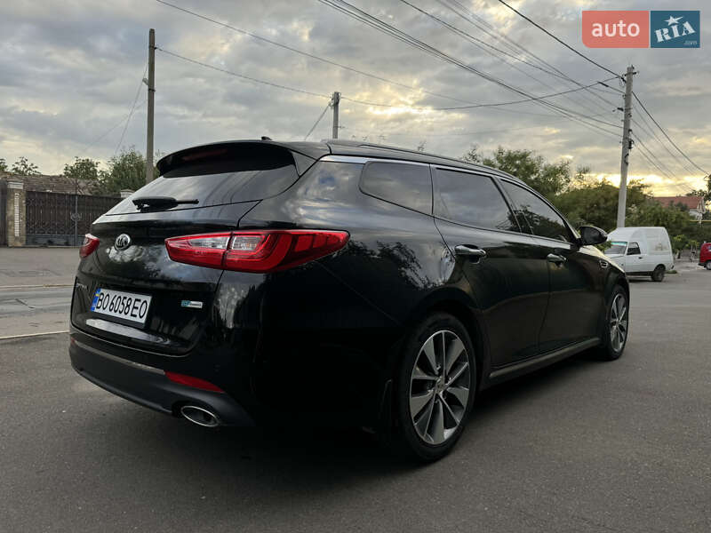 Універсал Kia Optima 2016 в Ізмаїлі