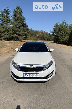 Седан Kia Optima 2011 в Харкові