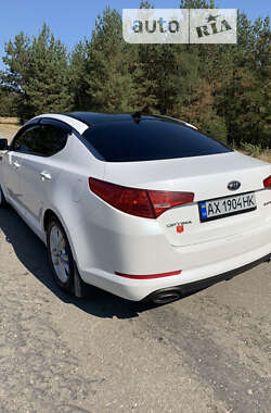 Седан Kia Optima 2011 в Харкові