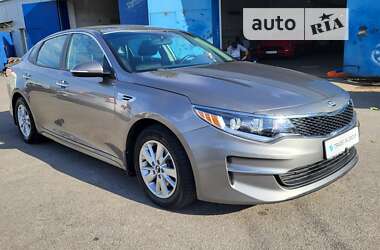 Седан Kia Optima 2018 в Киеве