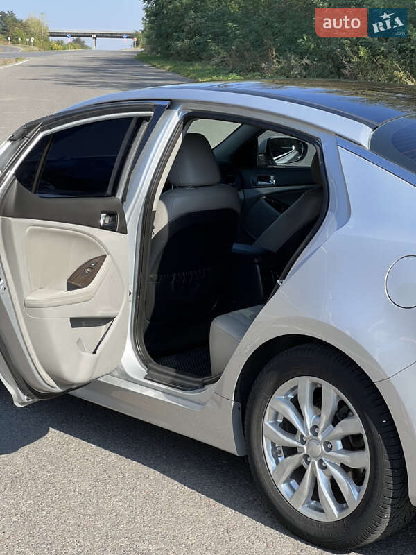 Седан Kia Optima 2014 в Звенигородке