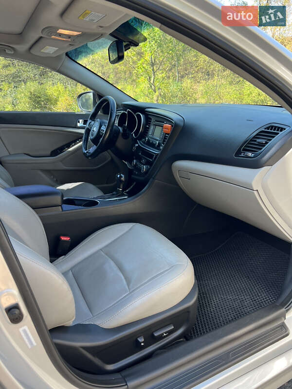 Седан Kia Optima 2014 в Звенигородке