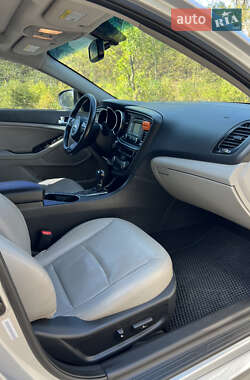 Седан Kia Optima 2014 в 