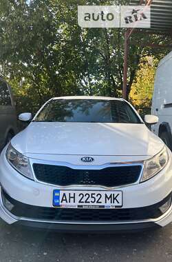 Седан Kia Optima 2013 в Краматорске