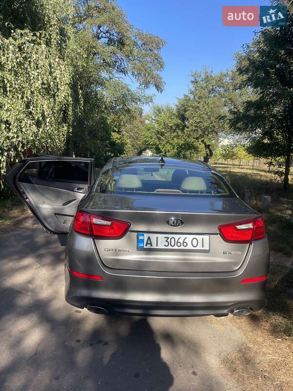 Седан Kia Optima 2015 в Киеве