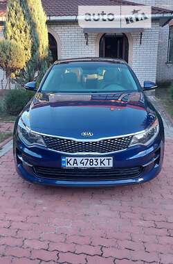 Седан Kia Optima 2017 в Києві