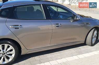 Седан Kia Optima 2016 в 