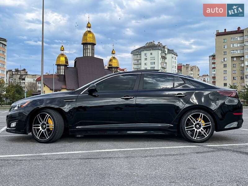 Седан Kia Optima 2014 в Ивано-Франковске