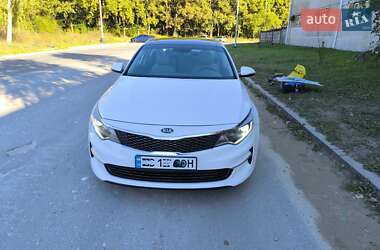 Седан Kia Optima 2017 в 