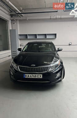 Седан Kia Optima 2015 в 