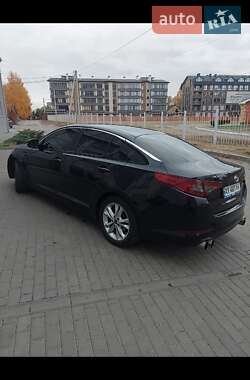 Седан Kia Optima 2012 в Харькове