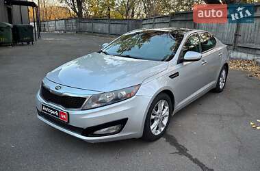 Седан Kia Optima 2012 в Киеве