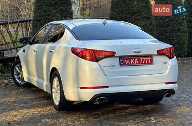 Седан Kia Optima 2013 в Дрогобичі