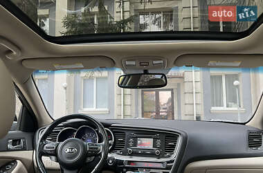 Седан Kia Optima 2013 в 